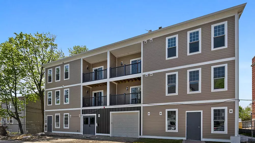 43-47 Fremont Street